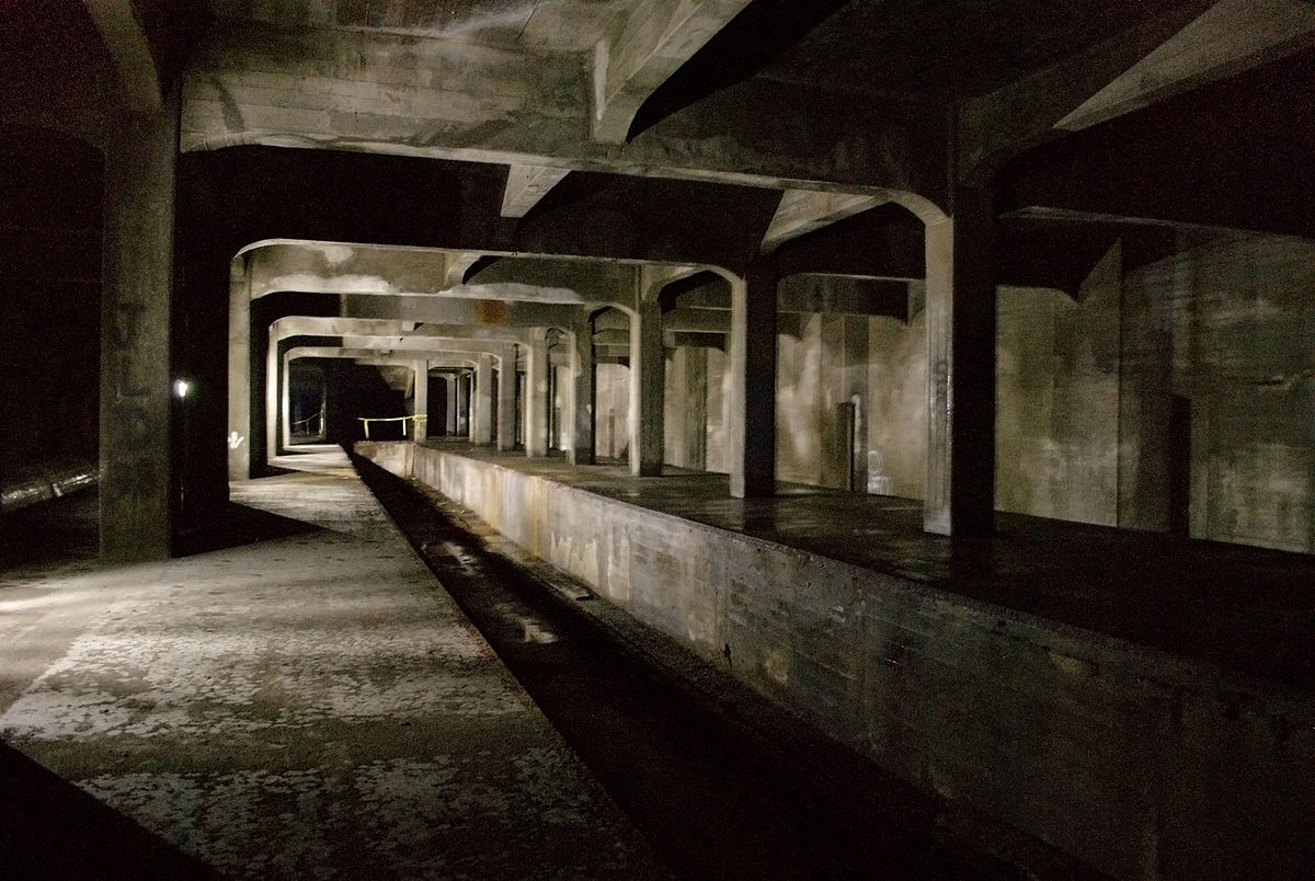 A view of the tunnel from the platform of the Race Street station of the abandoned Cincinnati Subway.