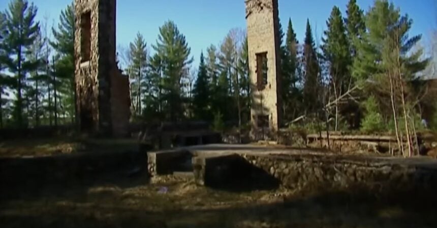 the ruins of summerwind mansion